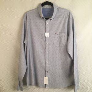NWT Tommy Hilfiger, Comfort Wash Slim Fit, Large